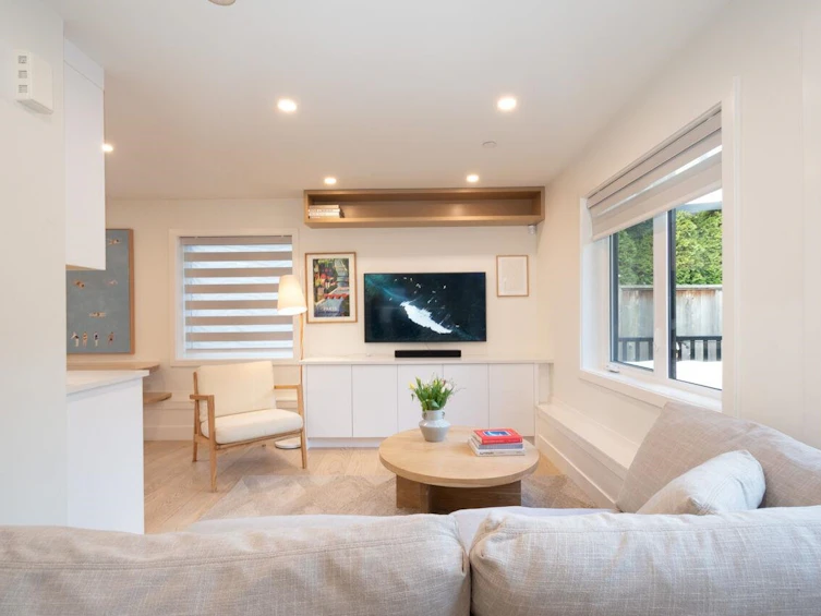 1026 E 13th Avenue, Vancouver, BC, V5T 2L8 - 12