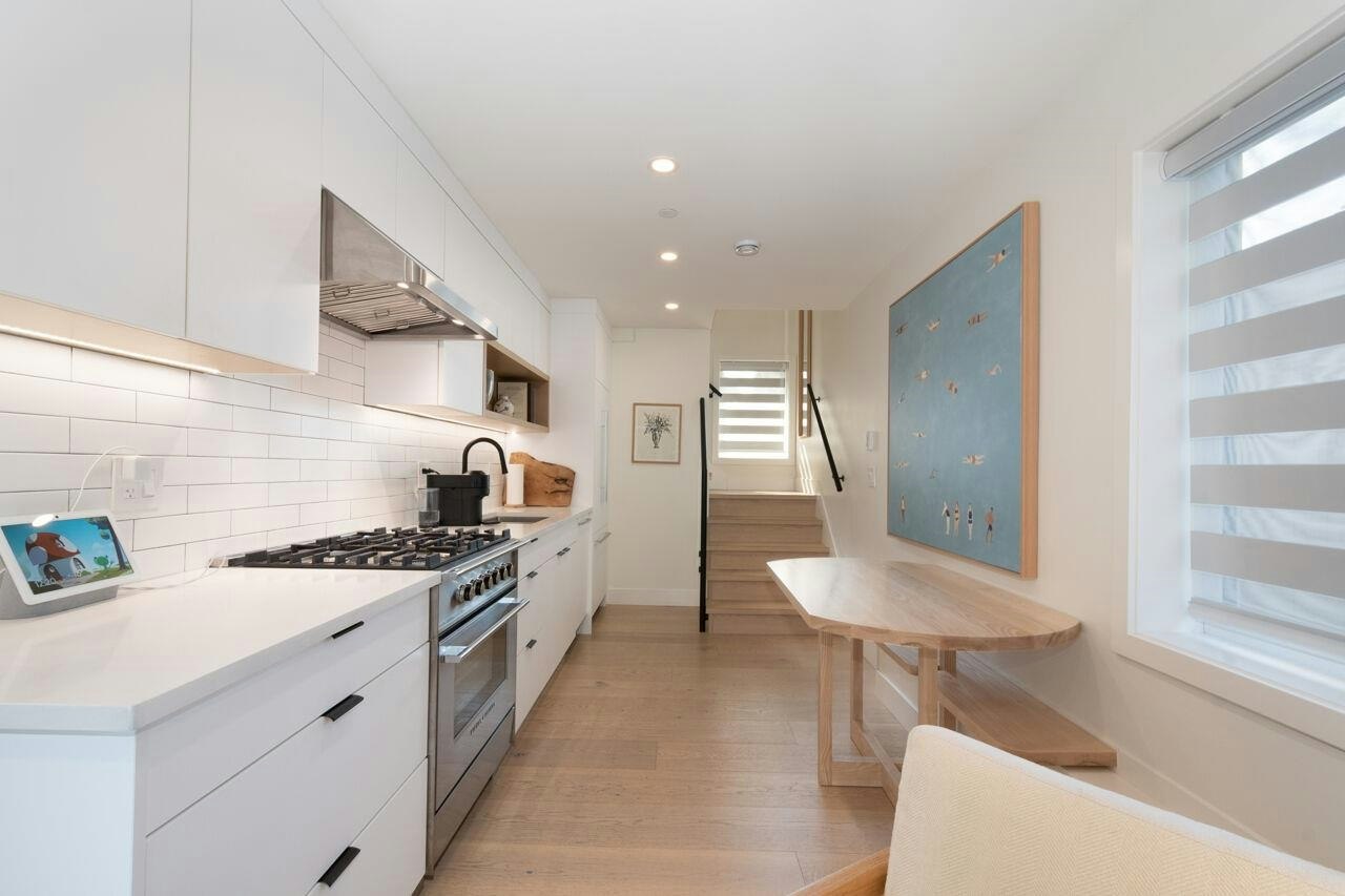 1026 E 13th Avenue, Vancouver, BC, V5T 2L8 - 15
