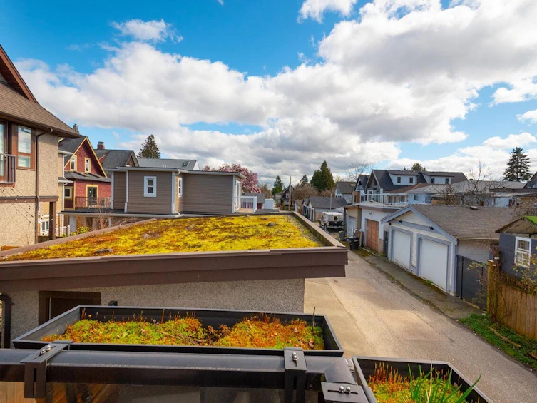 1026 E 13th Avenue, Vancouver, BC, V5T 2L8 - 30