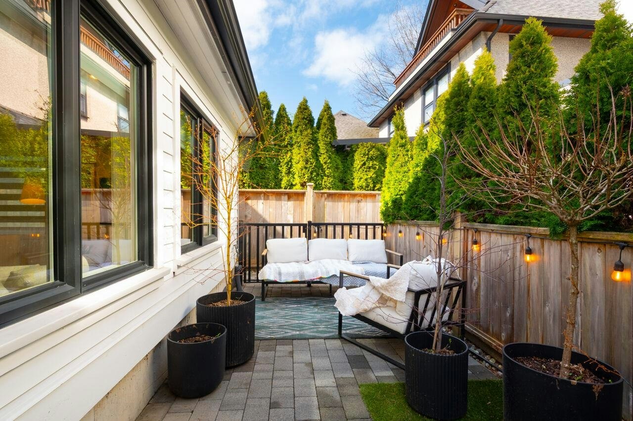 1026 E 13th Avenue, Vancouver, BC, V5T 2L8 - 2