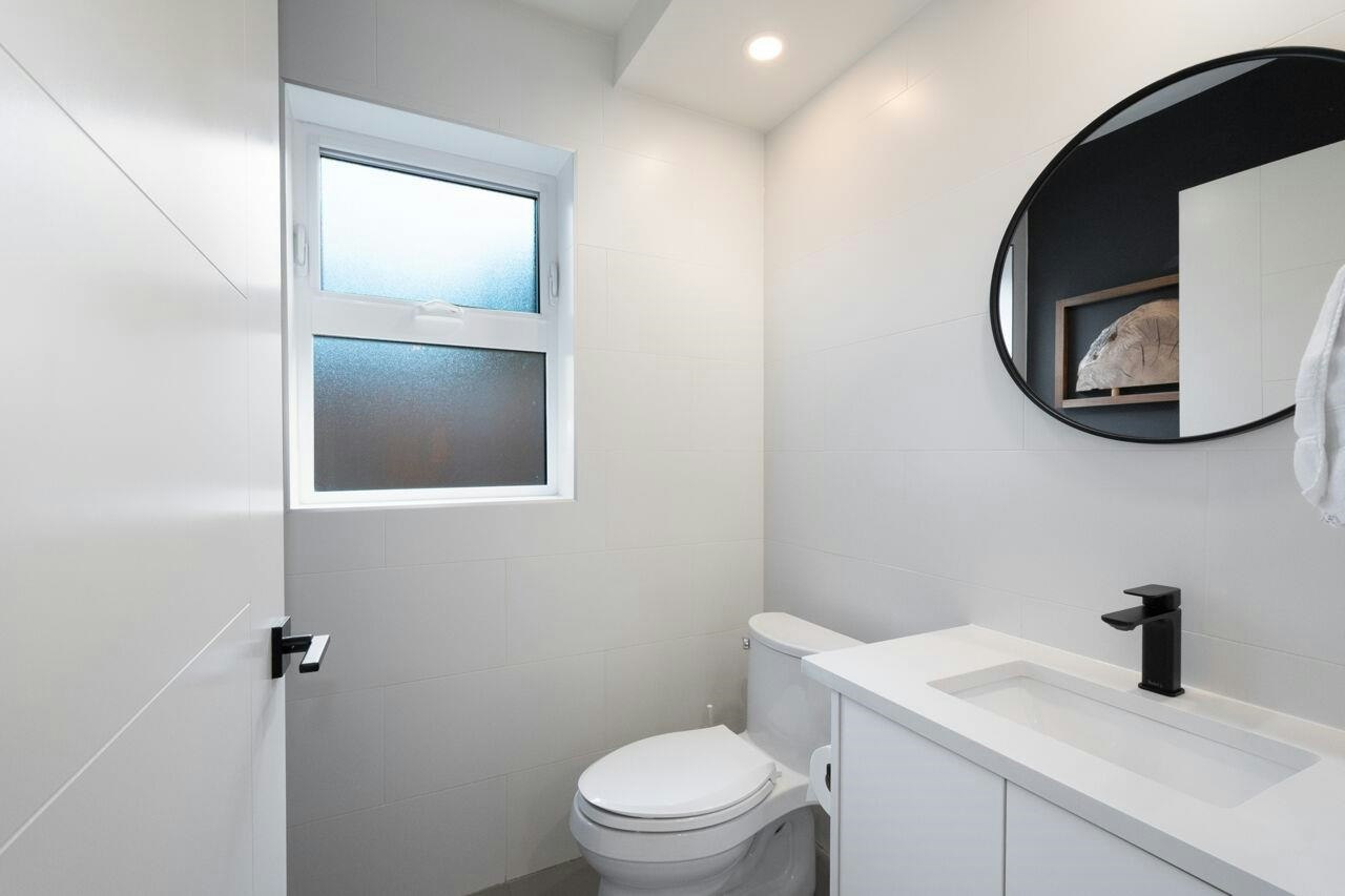 1026 E 13th Avenue, Vancouver, BC, V5T 2L8 - 19