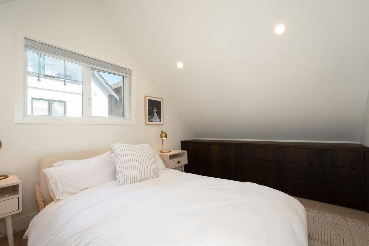 1026 E 13th Avenue, Vancouver, BC, V5T 2L8 - 21