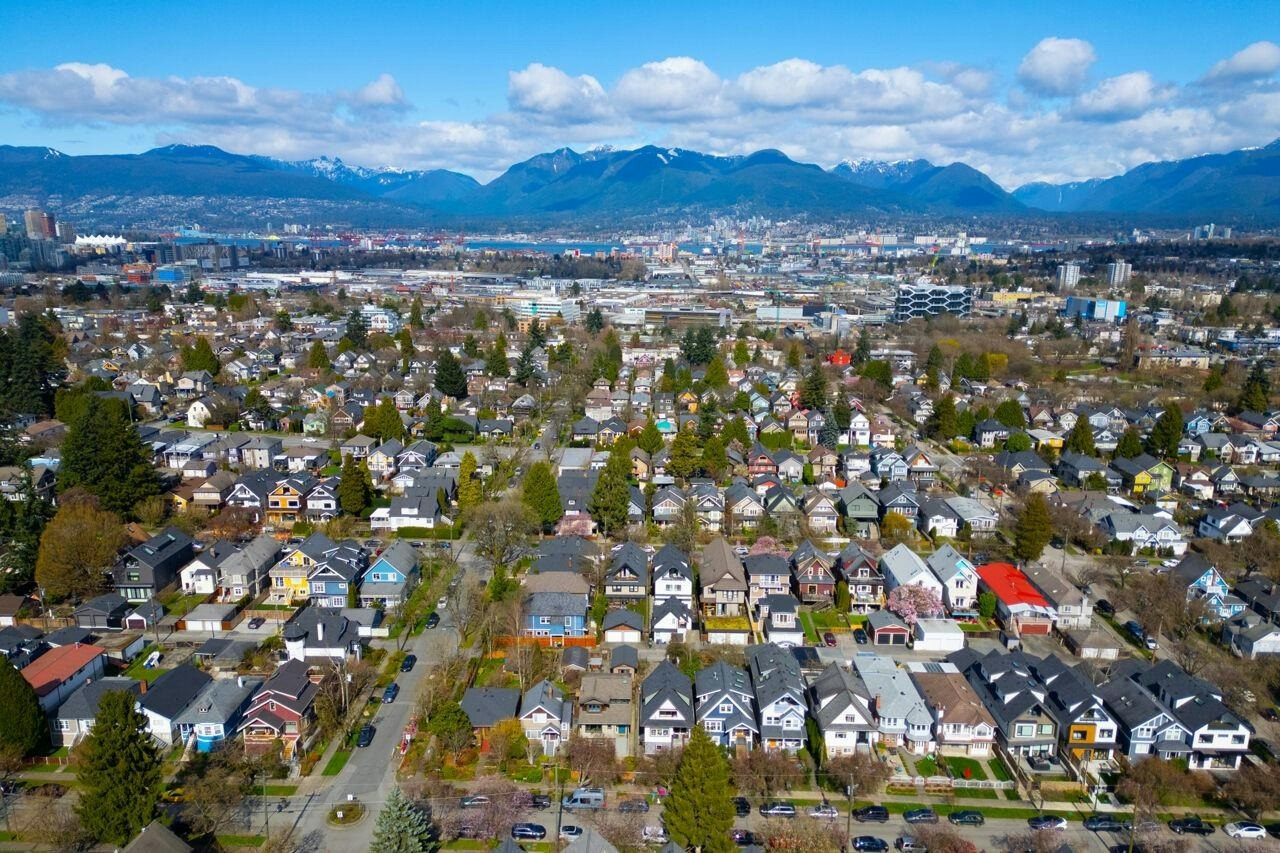 1026 E 13th Avenue, Vancouver, BC, V5T 2L8 - 9