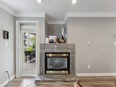 211-8115 121a Street - 4