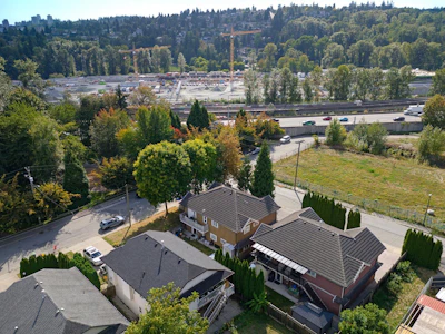 575 Alderson Avenue - 2