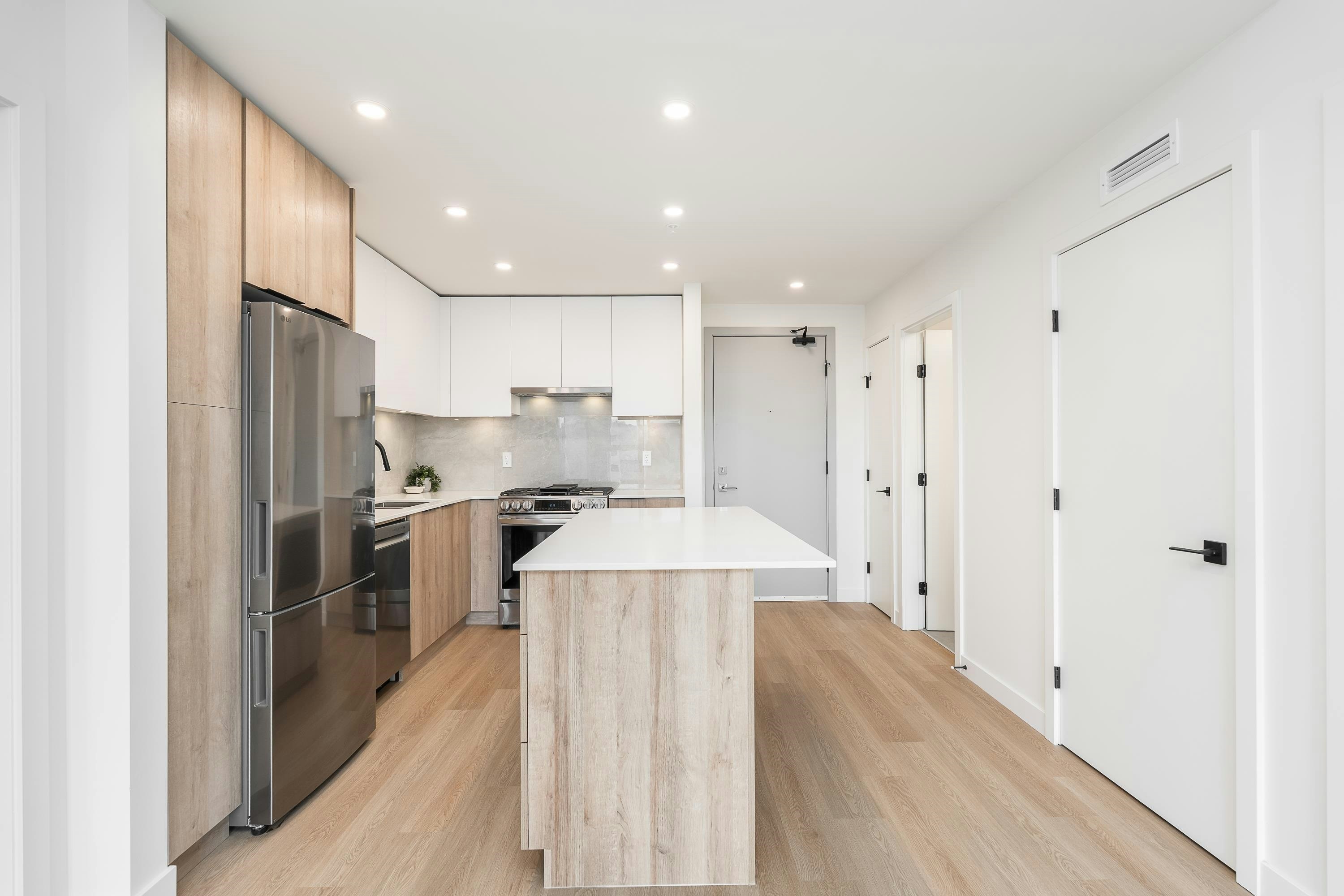 A413-7980 206a Street, Langley, BC, V2Y 3Z8 - 6