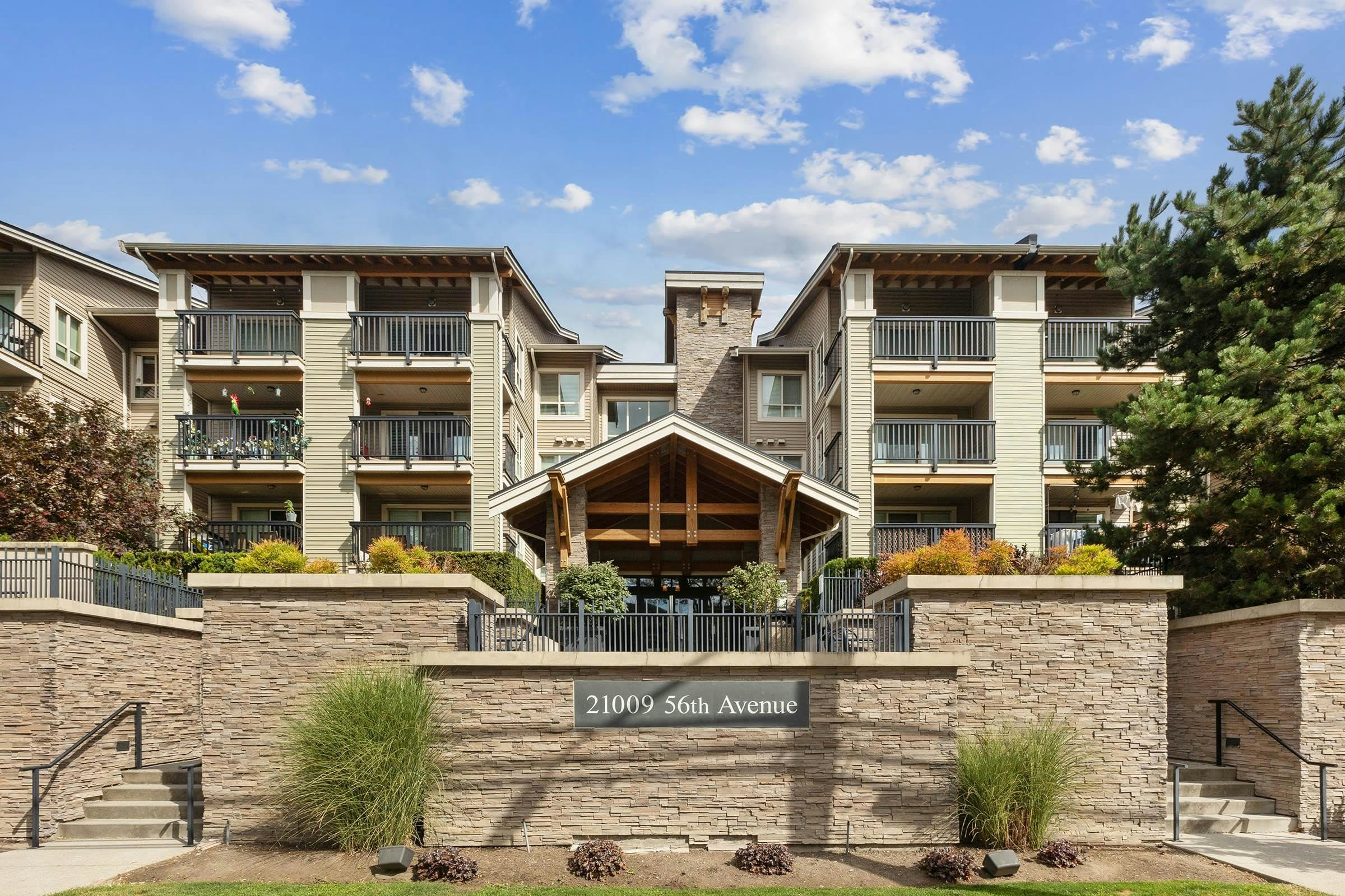 426-21009 56 Avenue, Langley, BC, V3A 0C9