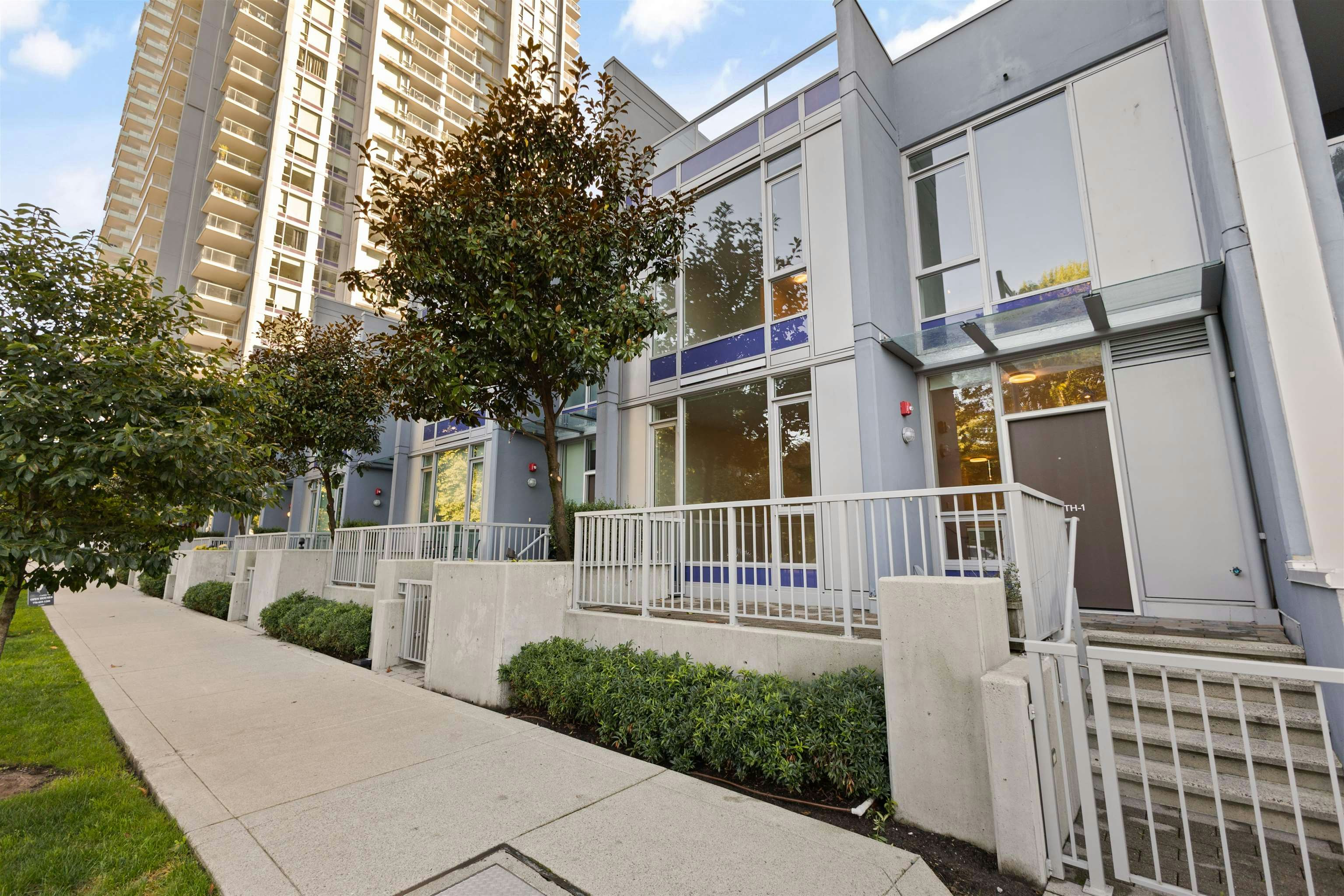 1-13720 100 Avenue, Surrey, BC, V3T 0L5