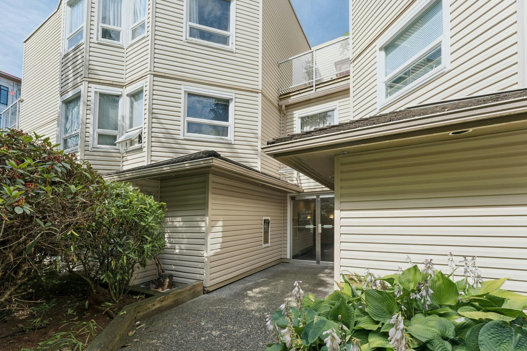 304-827 W 16th Street, North Vancouver, BC, V7P 1R2 - 14