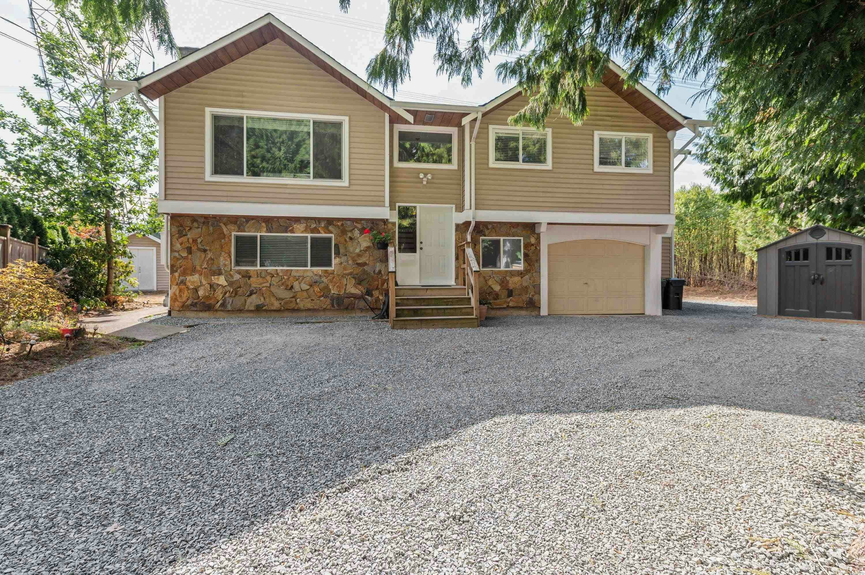 4393 206 Street, Langley, BC, V3A 4Z8