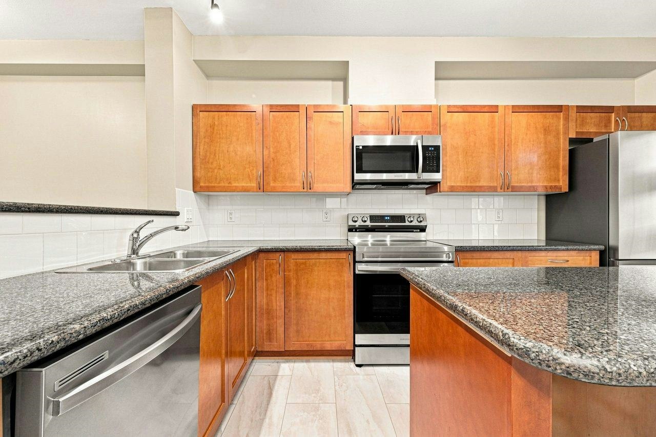 27-15 Forest Park Way, Port Moody, BC, V3H 5G7 - 14