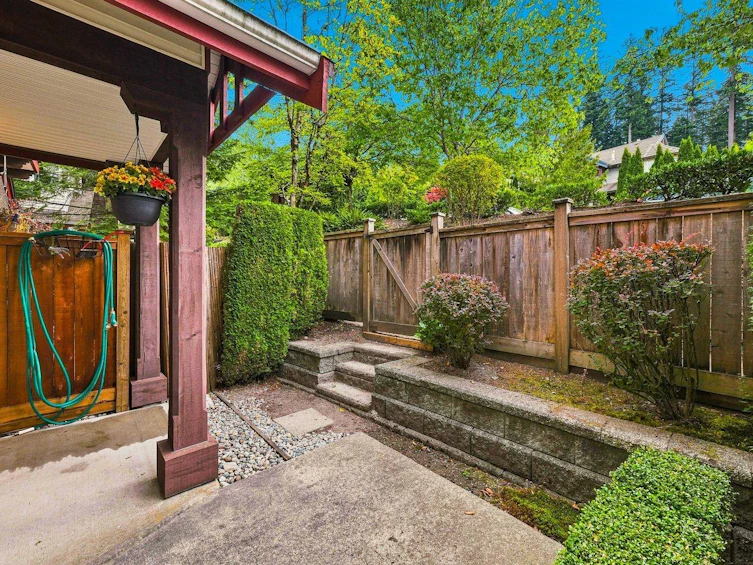 27-15 Forest Park Way, Port Moody, BC, V3H 5G7 - 27