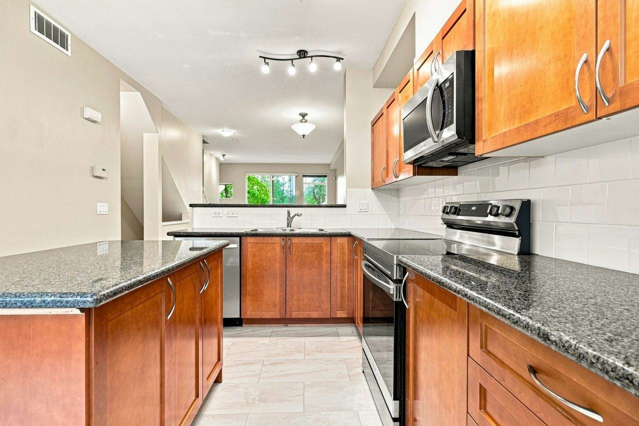 27-15 Forest Park Way, Port Moody, BC, V3H 5G7 - 15