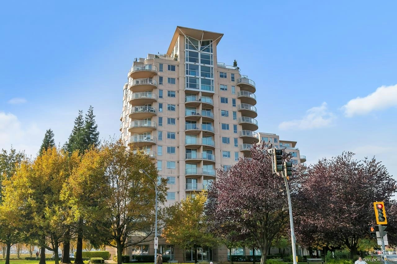 1402-7760 Granville Avenue, Richmond, BC, V6Y 4C2
