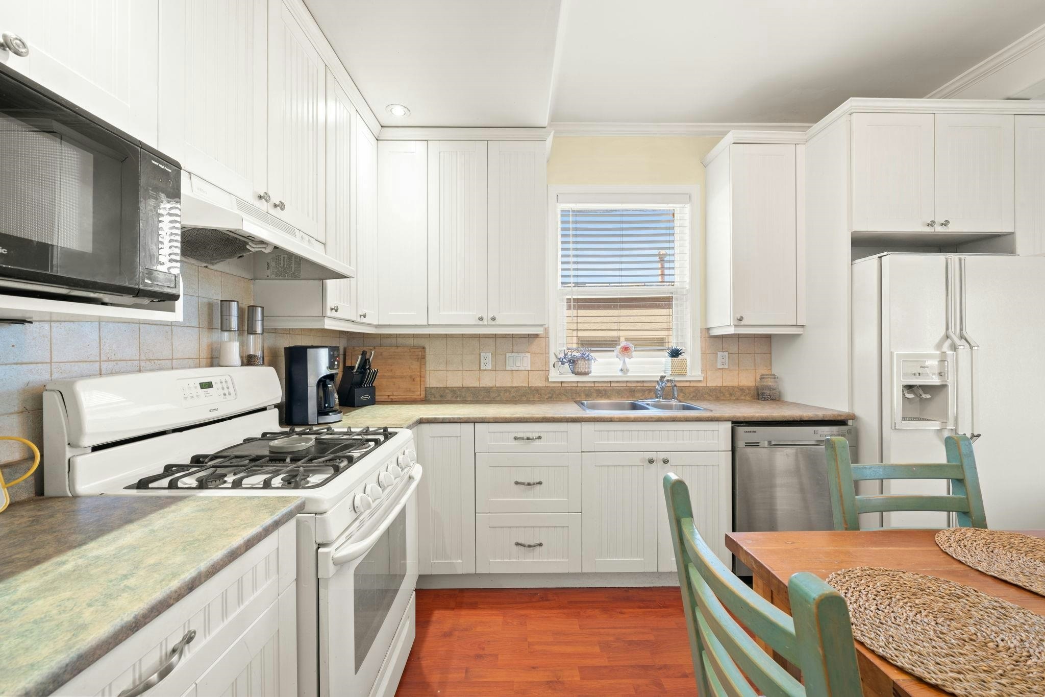 5743 St. Margarets Street, Vancouver, BC, V5R 3H6 - 9