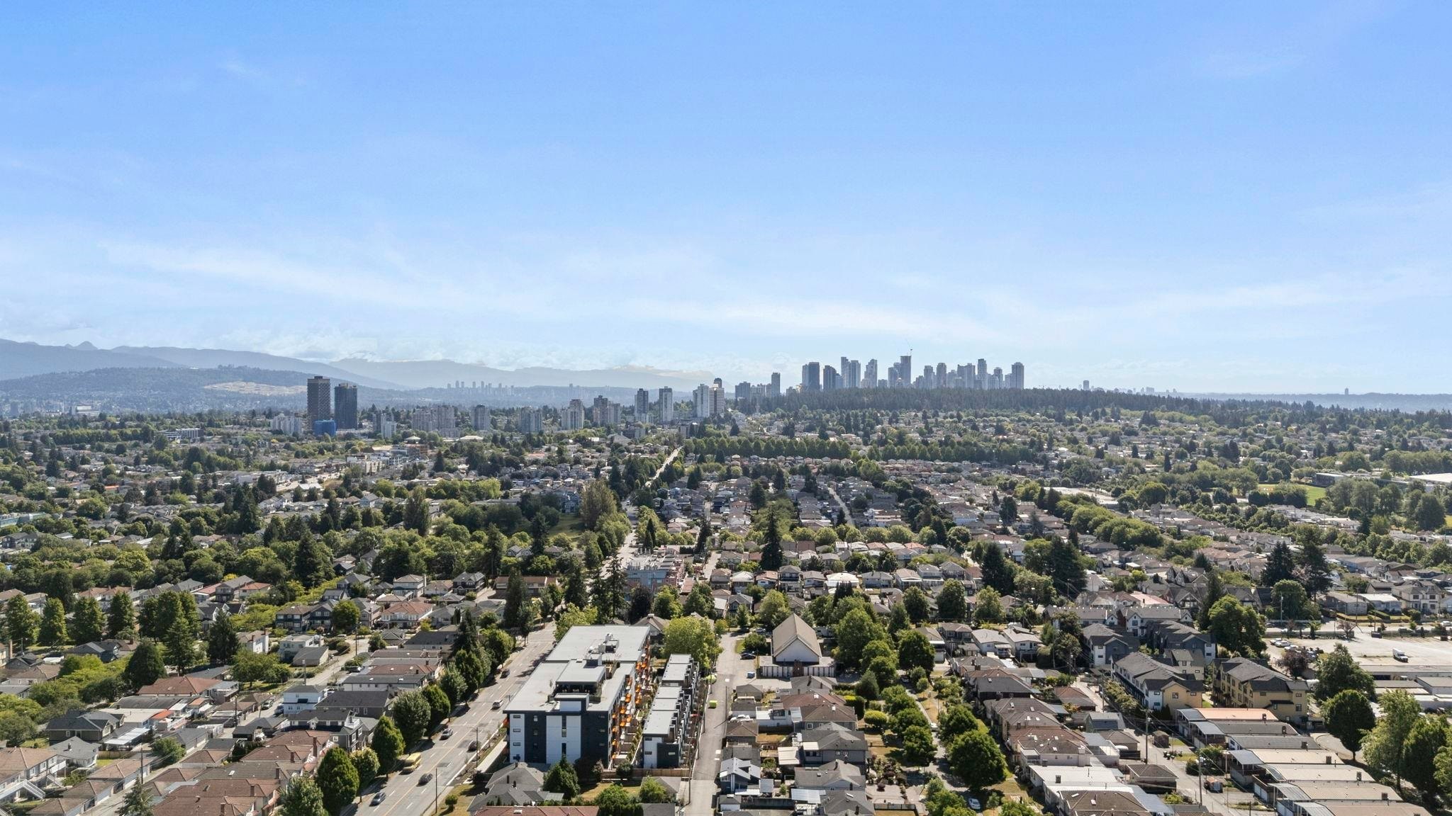 5743 St. Margarets Street, Vancouver, BC, V5R 3H6 - 36