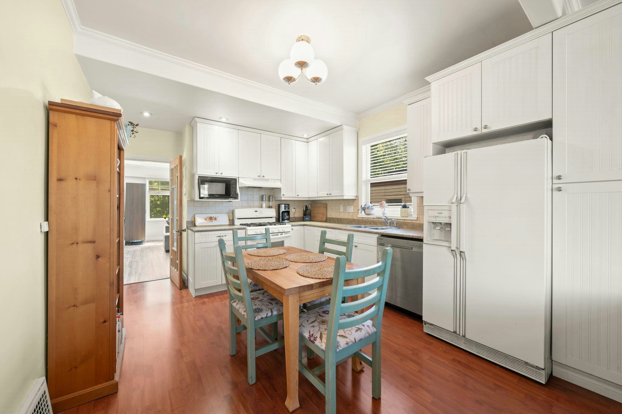 5743 St. Margarets Street, Vancouver, BC, V5R 3H6 - 10