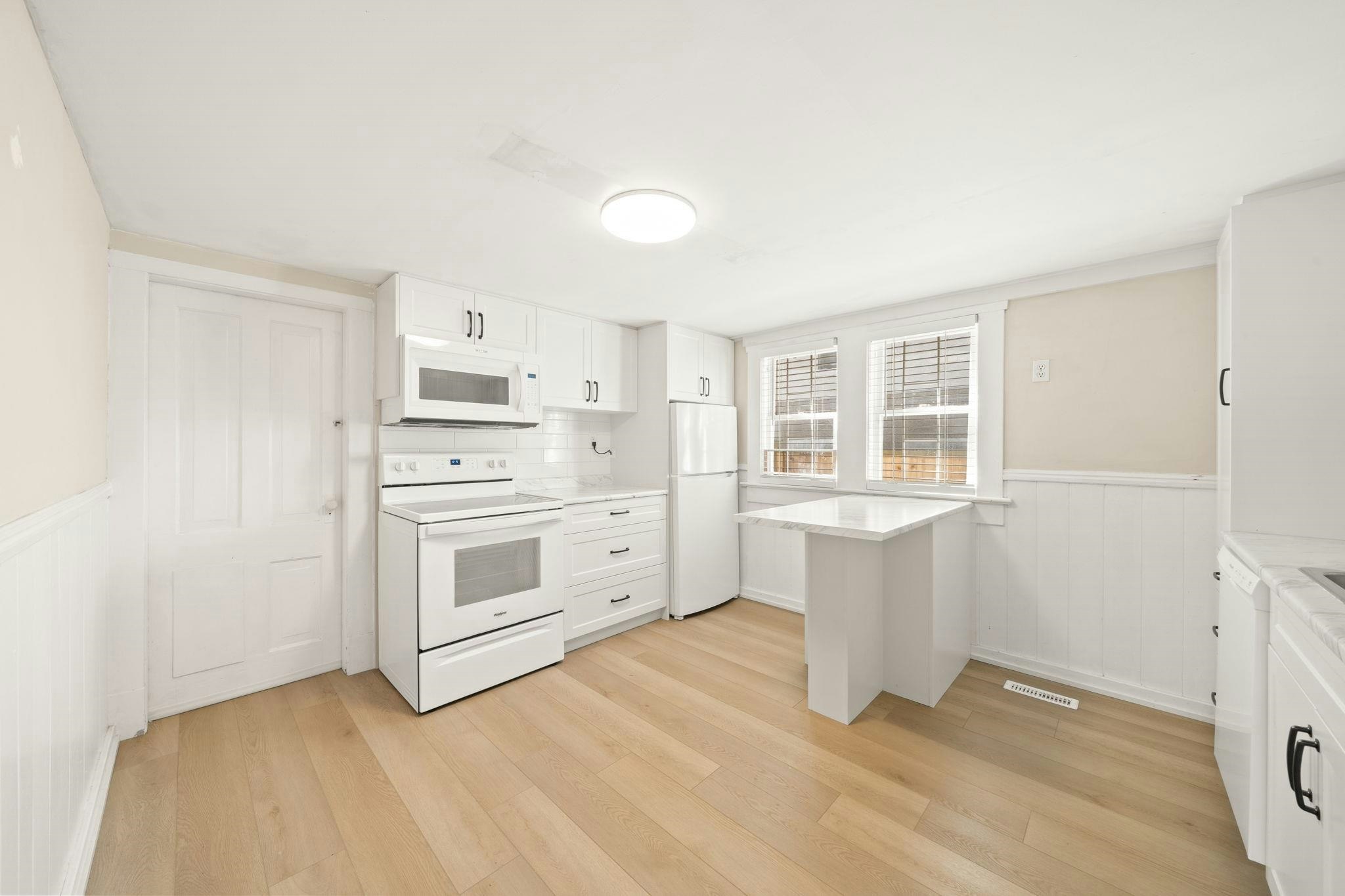 5743 St. Margarets Street, Vancouver, BC, V5R 3H6 - 24