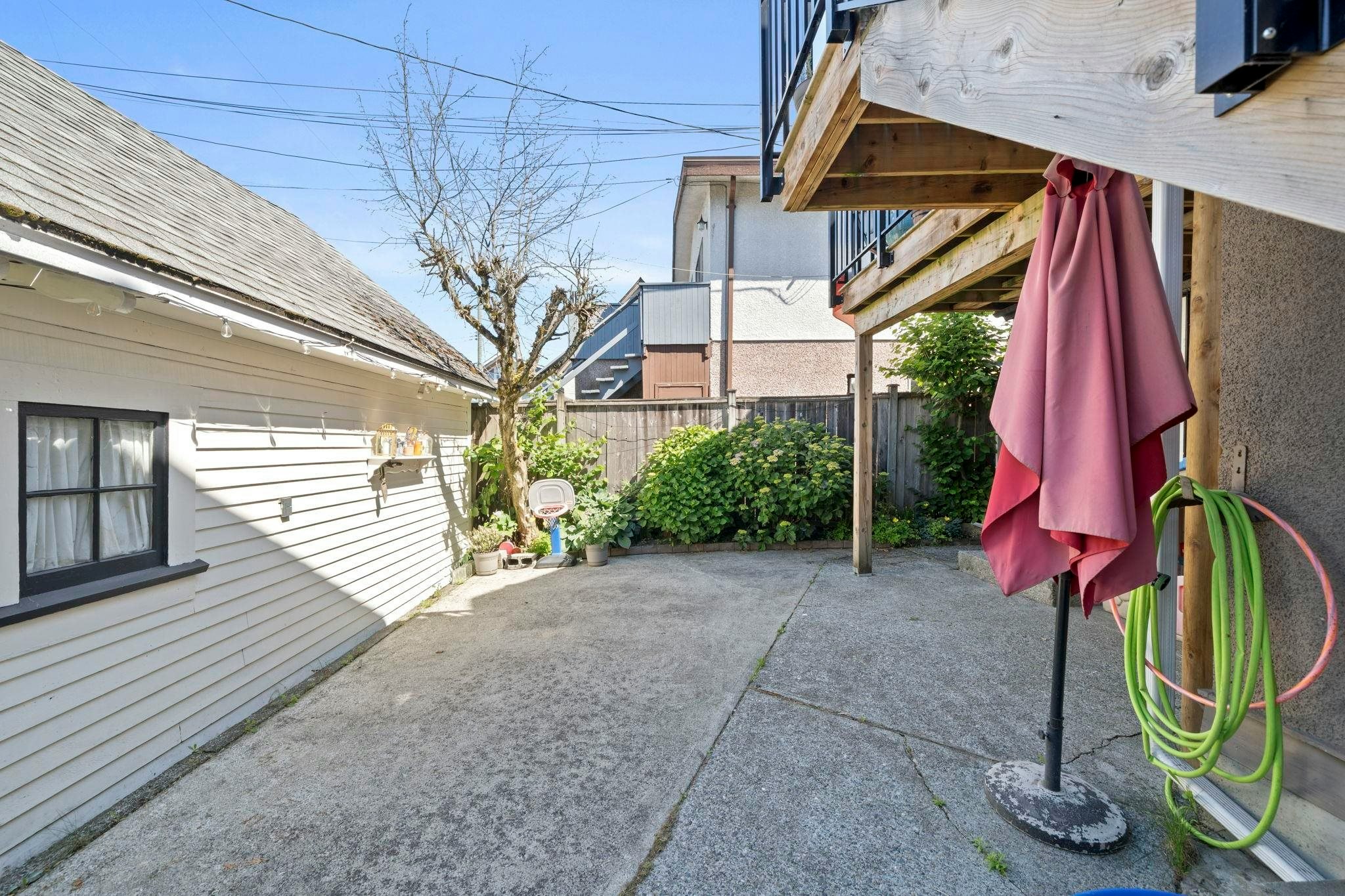5743 St. Margarets Street, Vancouver, BC, V5R 3H6 - 28