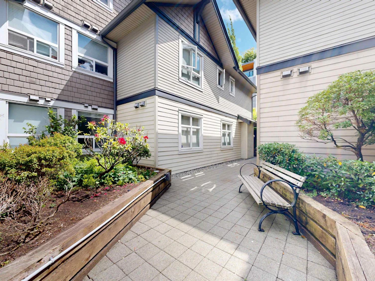 305-4468 Albert Street, Burnaby, BC, V5C 2G8 - 32