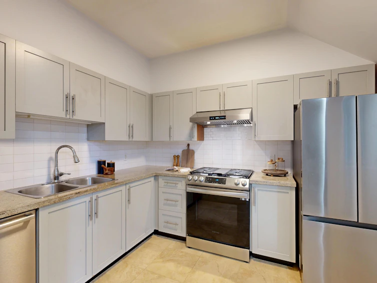 305-4468 Albert Street, Burnaby, BC, V5C 2G8 - 14