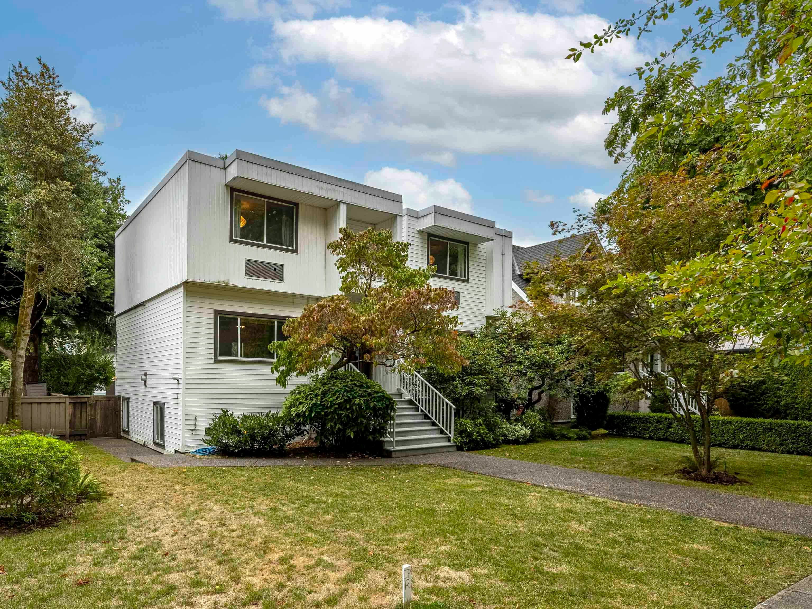 3578 W 34th Avenue, Vancouver, BC, V6N 2K8