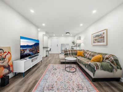 102-1550 SW Marine Drive - 3