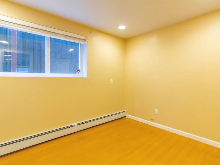 111 N Fell Avenue, Burnaby, BC, V5B 1L3 - 29