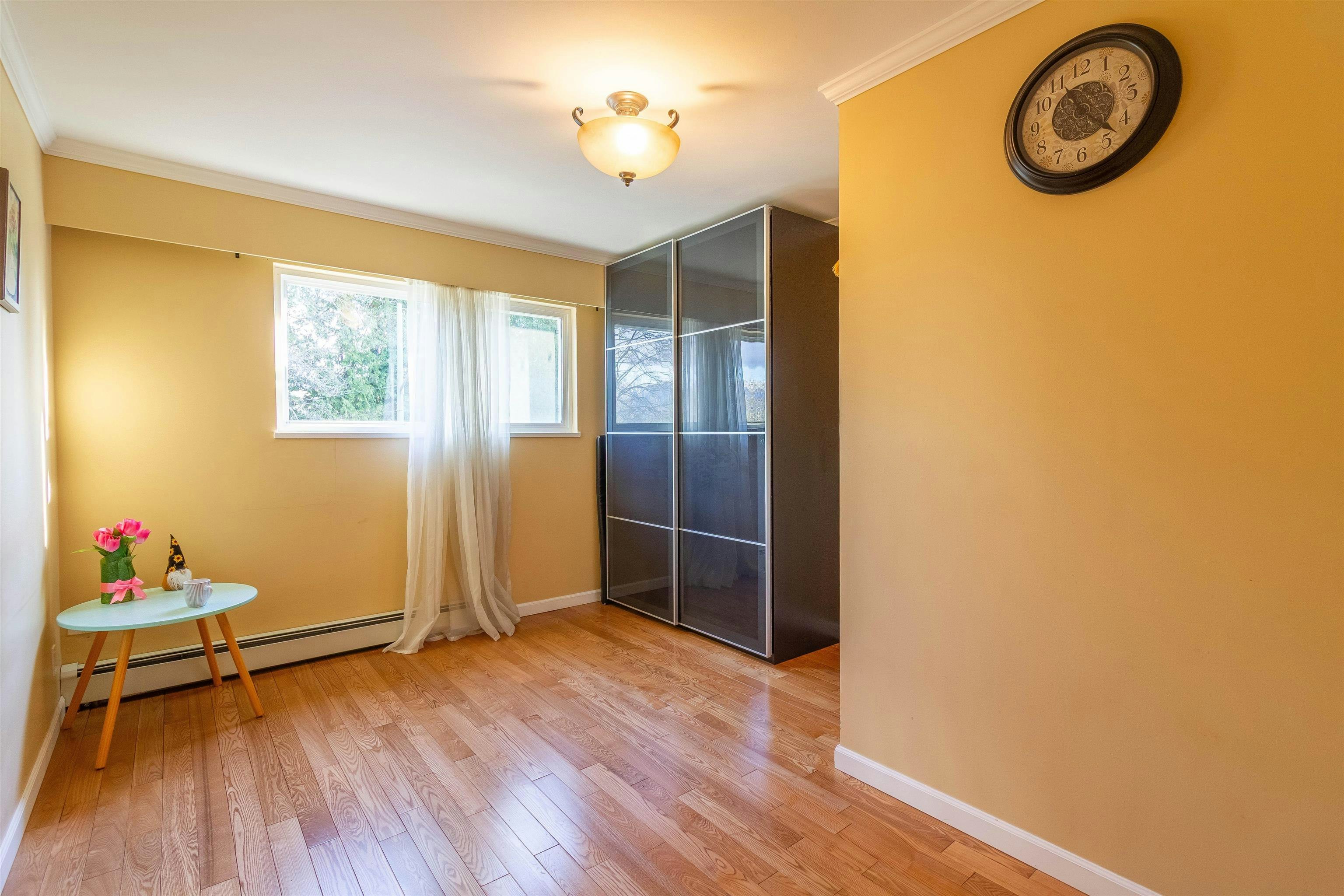 111 N Fell Avenue, Burnaby, BC, V5B 1L3 - 18