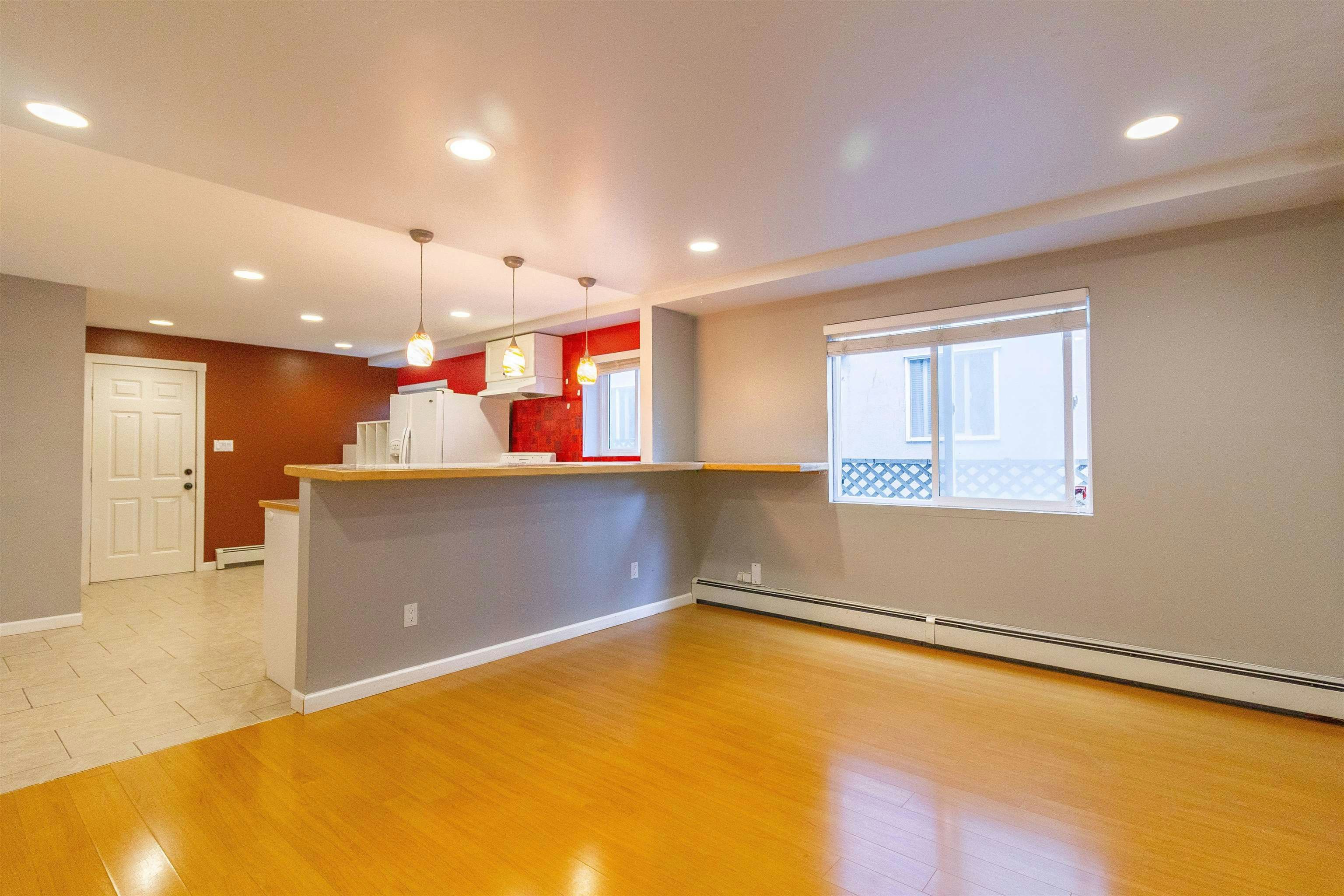 111 N Fell Avenue, Burnaby, BC, V5B 1L3 - 23