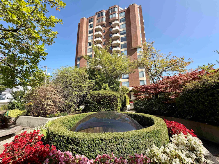302-2189 W 42nd Avenue, Vancouver, BC, V6M 2B7
