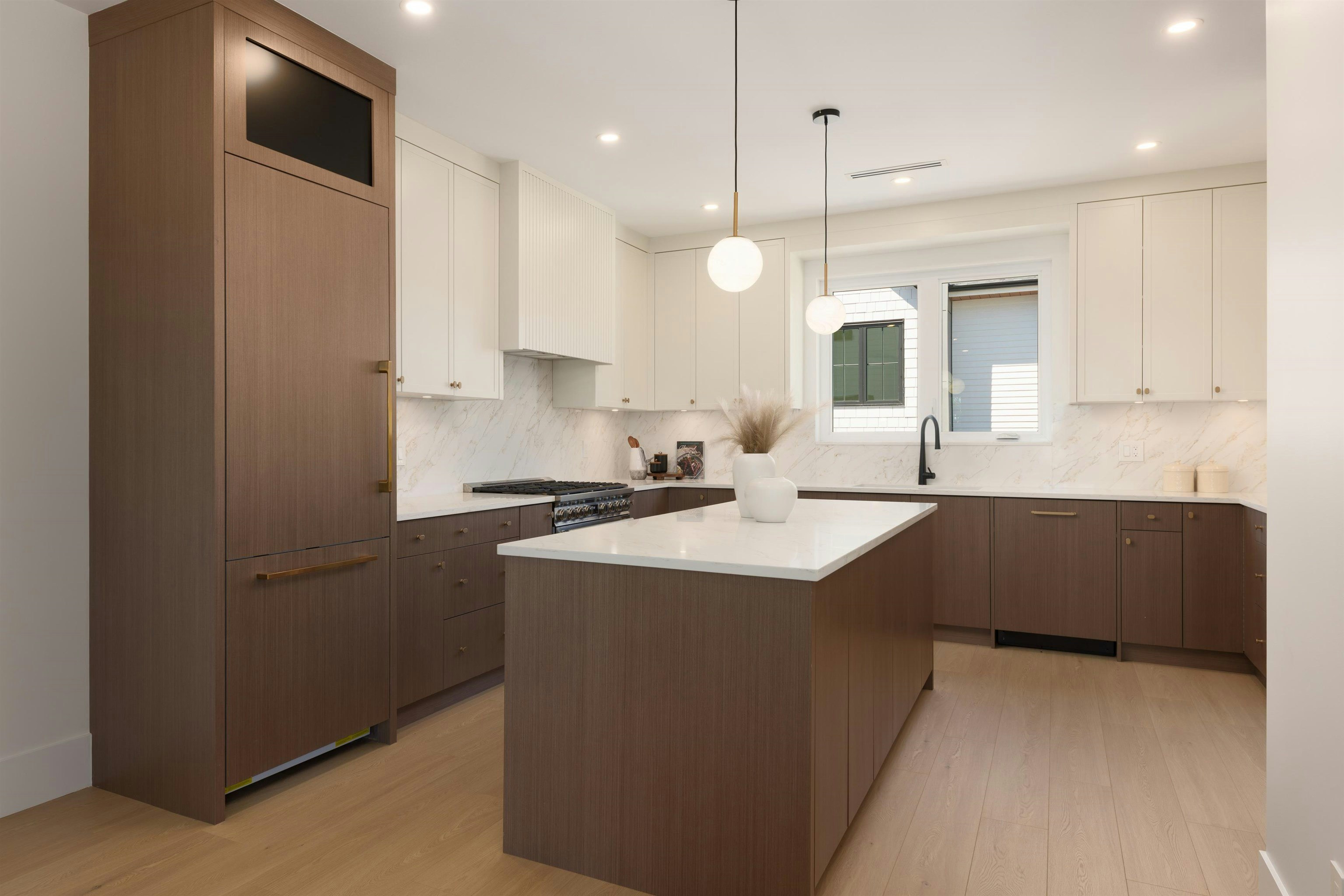 2-6525 Dufferin Avenue, Burnaby, BC, V5H 3T2 - 4