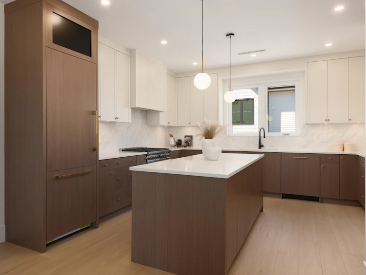 2-6525 Dufferin Avenue, Burnaby, BC, V5H 3T2 - 4