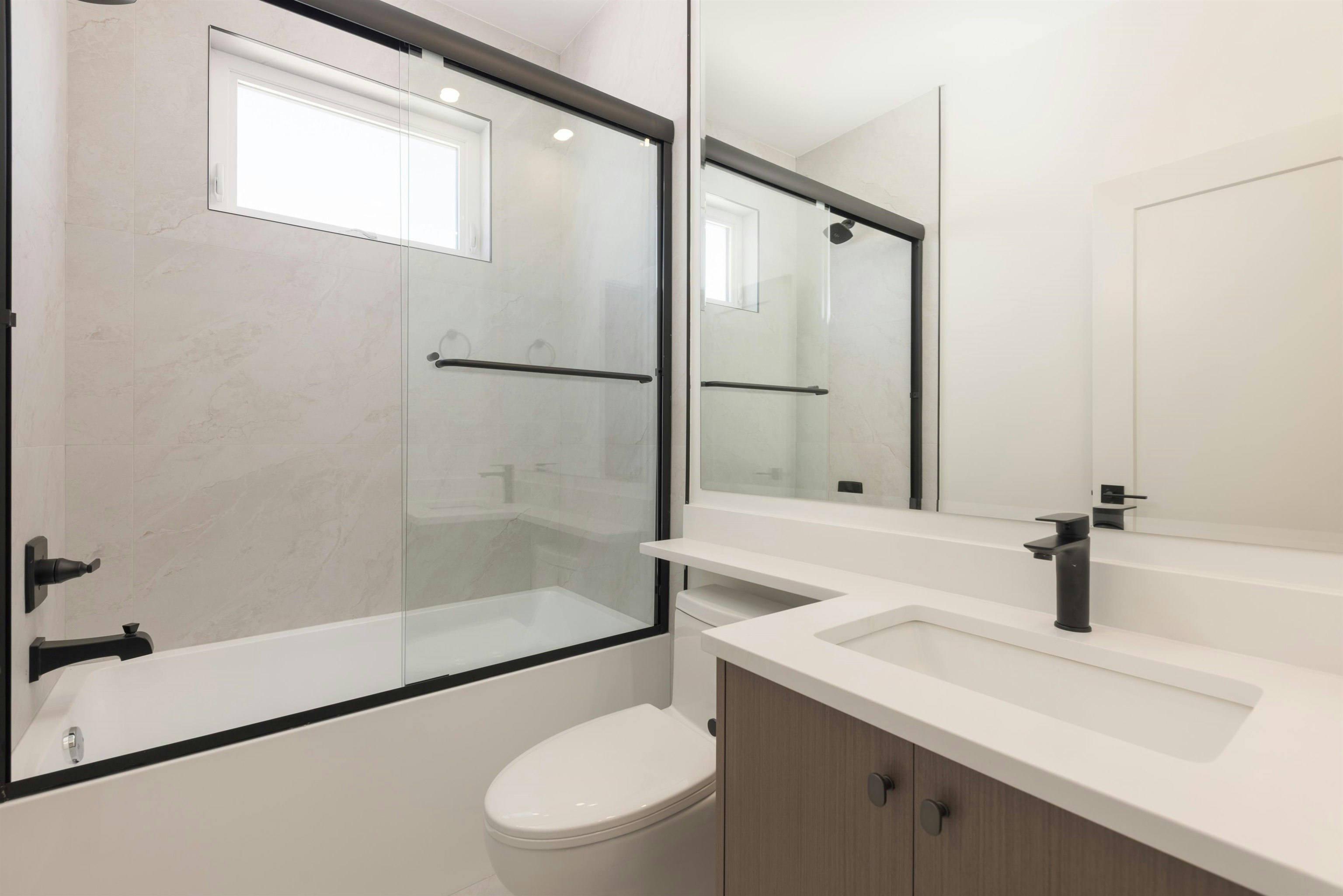 2-6525 Dufferin Avenue, Burnaby, BC, V5H 3T2 - 22