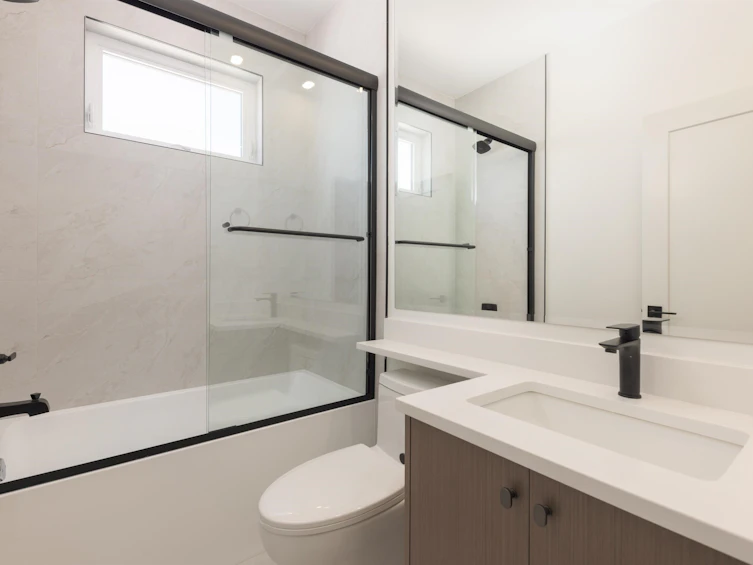 2-6525 Dufferin Avenue, Burnaby, BC, V5H 3T2 - 22