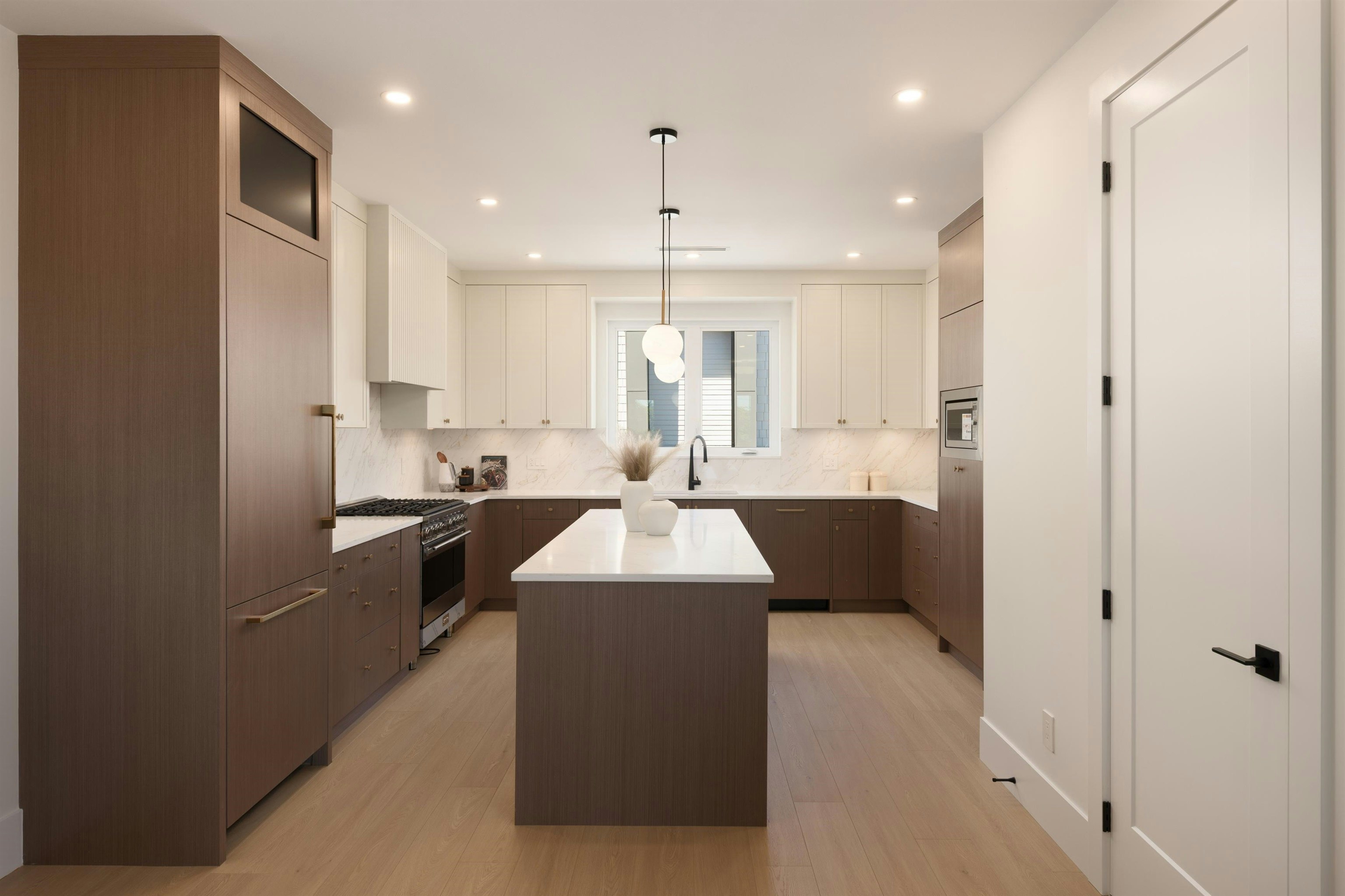 2-6525 Dufferin Avenue, Burnaby, BC, V5H 3T2 - 3