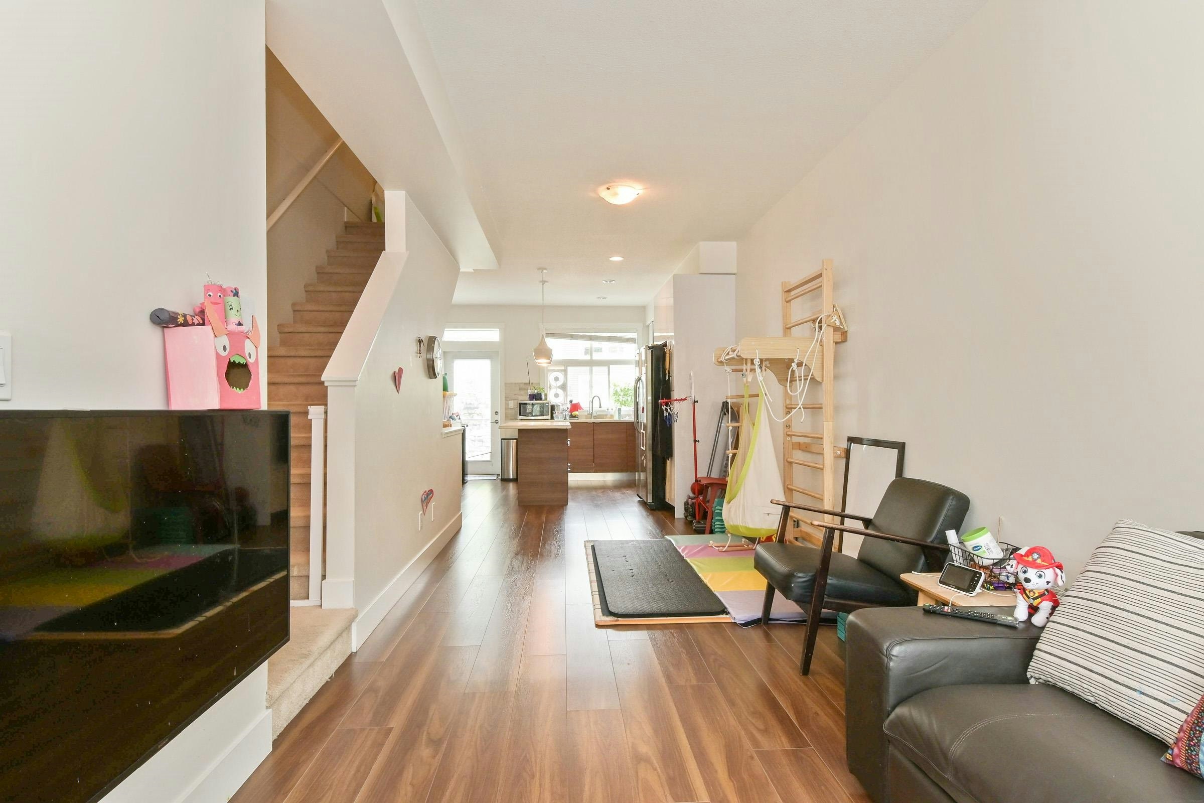 24-14433 60 Avenue - 3
