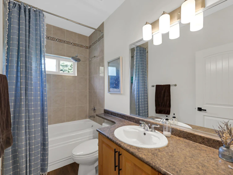 38030 Seventh Avenue, Squamish, BC, V8B 0J7 - 18