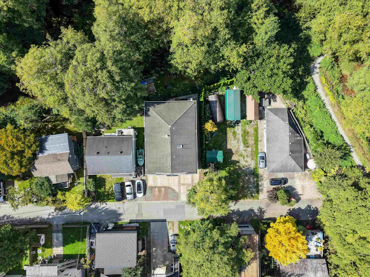 38030 Seventh Avenue, Squamish, BC, V8B 0J7 - 39