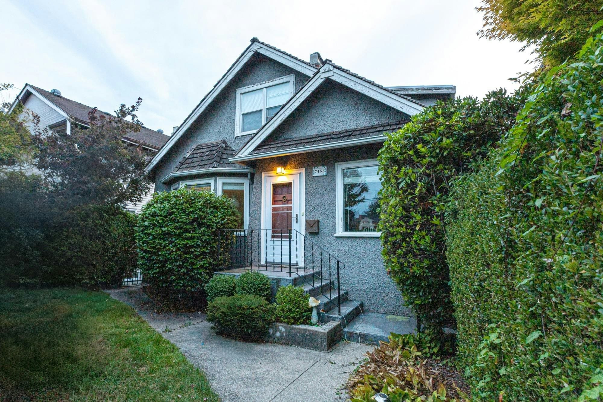 7455 West Boulevard - 2