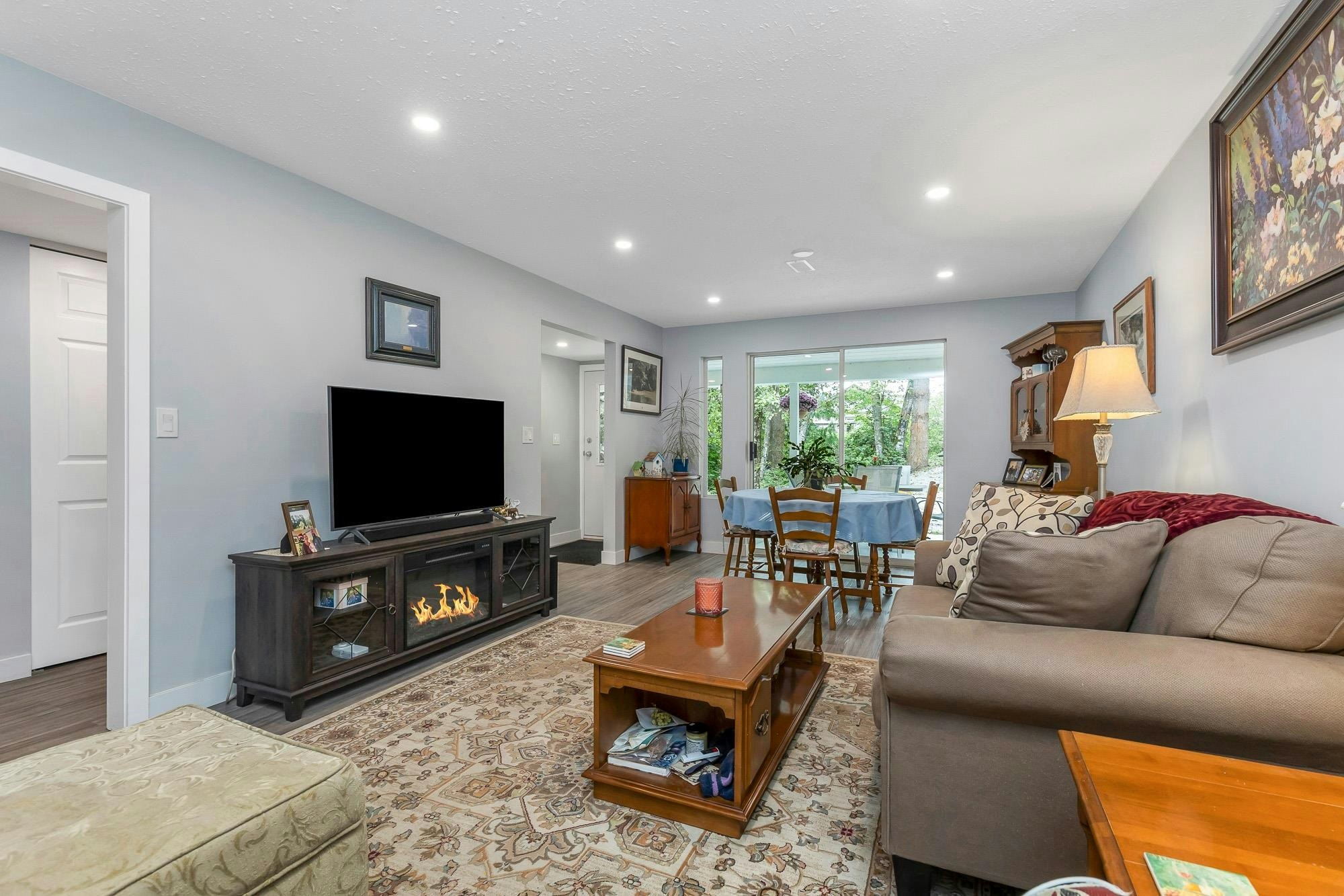 24320 116 Avenue, Maple Ridge, BC, V4R 1L7 - 17