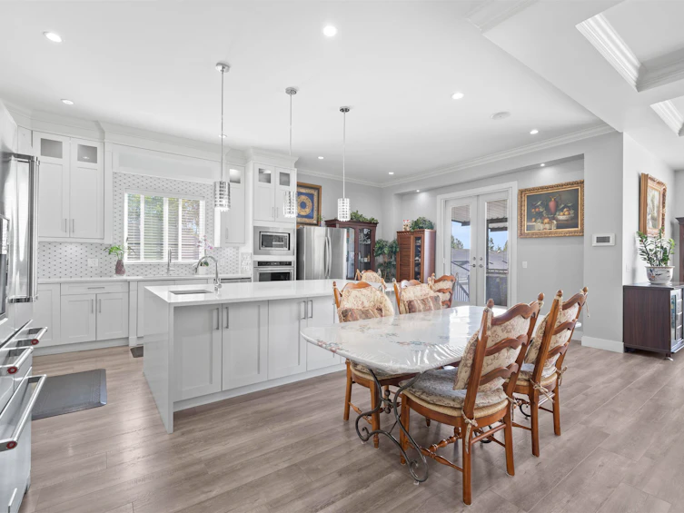 20576 70 Avenue, Langley, BC, V2Y 0W4 - 9