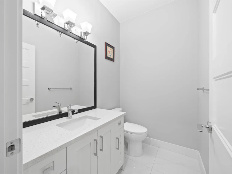 20576 70 Avenue, Langley, BC, V2Y 0W4 - 25
