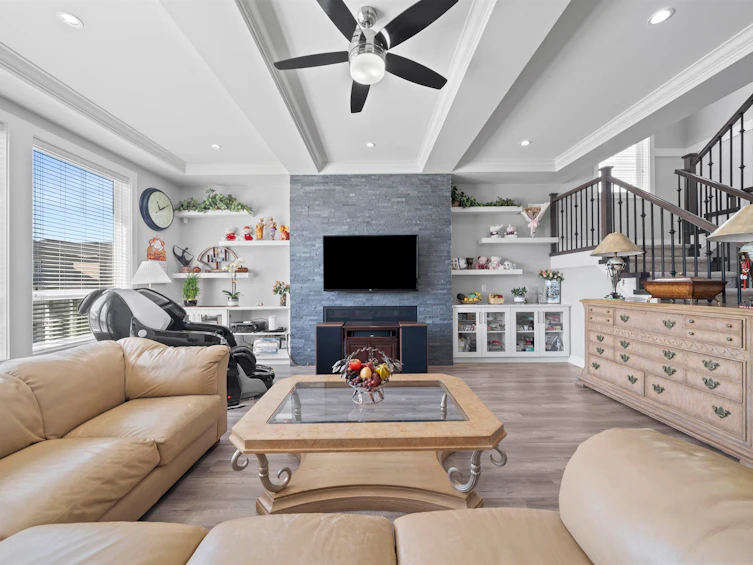 20576 70 Avenue, Langley, BC, V2Y 0W4 - 8