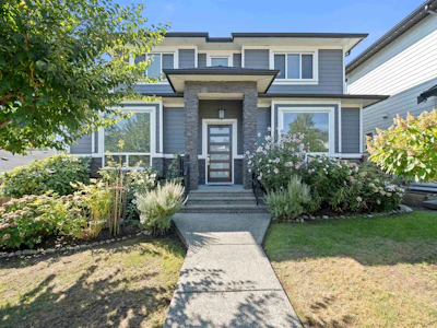20576 70 Avenue - 2