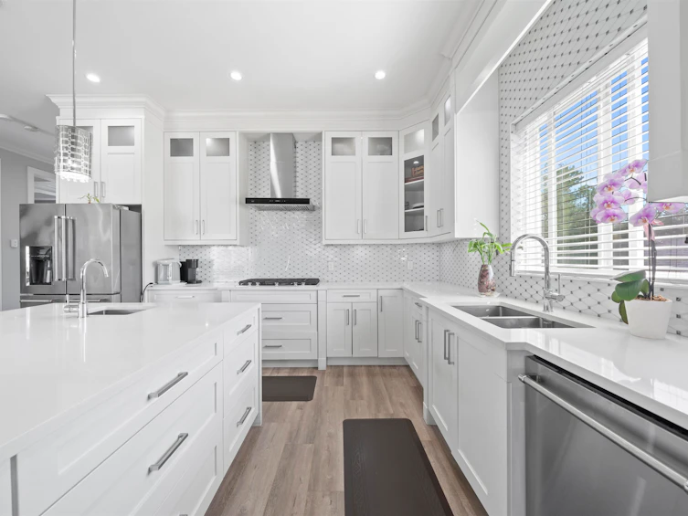 20576 70 Avenue, Langley, BC, V2Y 0W4 - 11