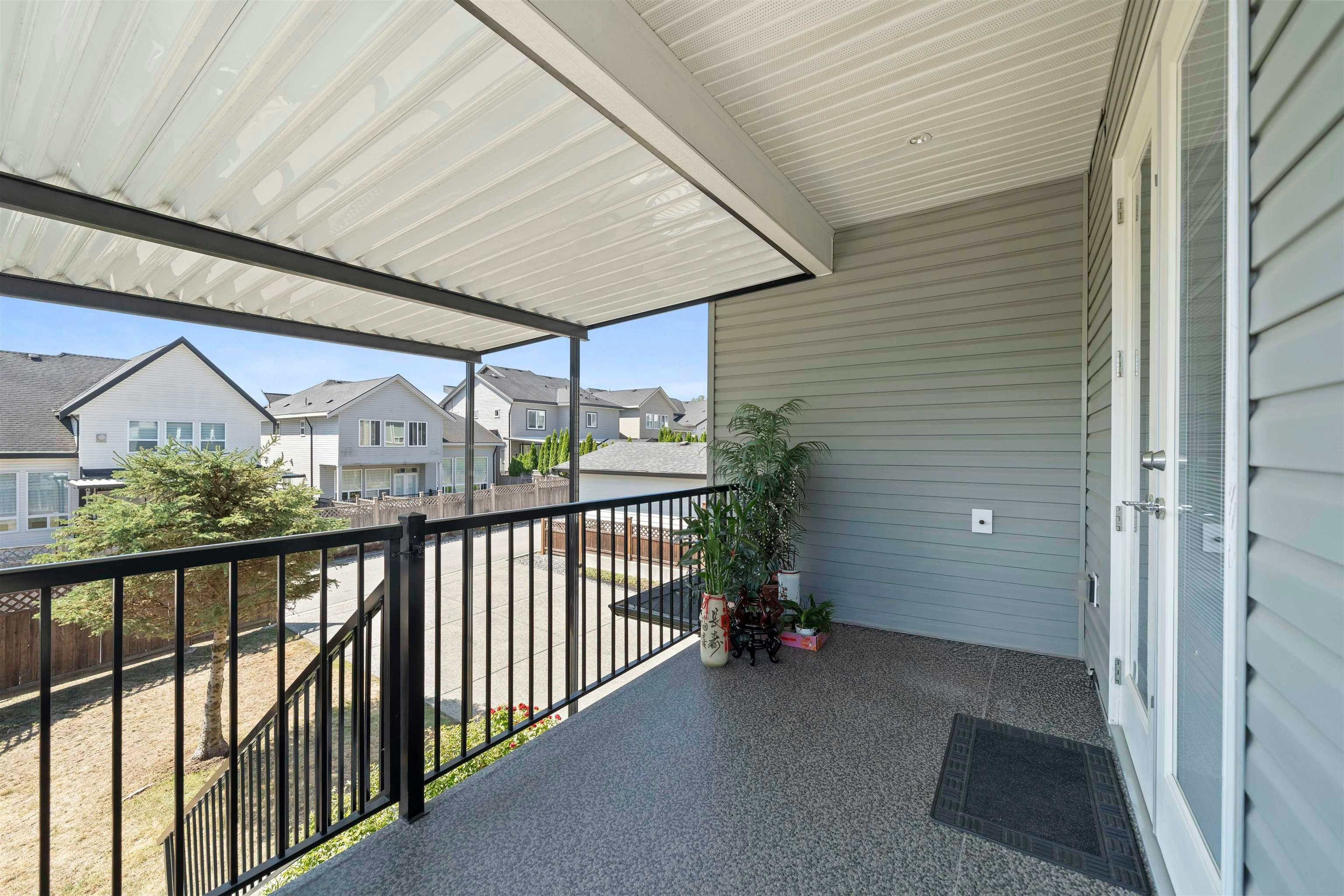 20576 70 Avenue, Langley, BC, V2Y 0W4 - 14