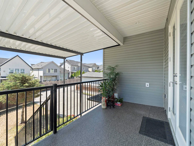 20576 70 Avenue, Langley, BC, V2Y 0W4 - 14