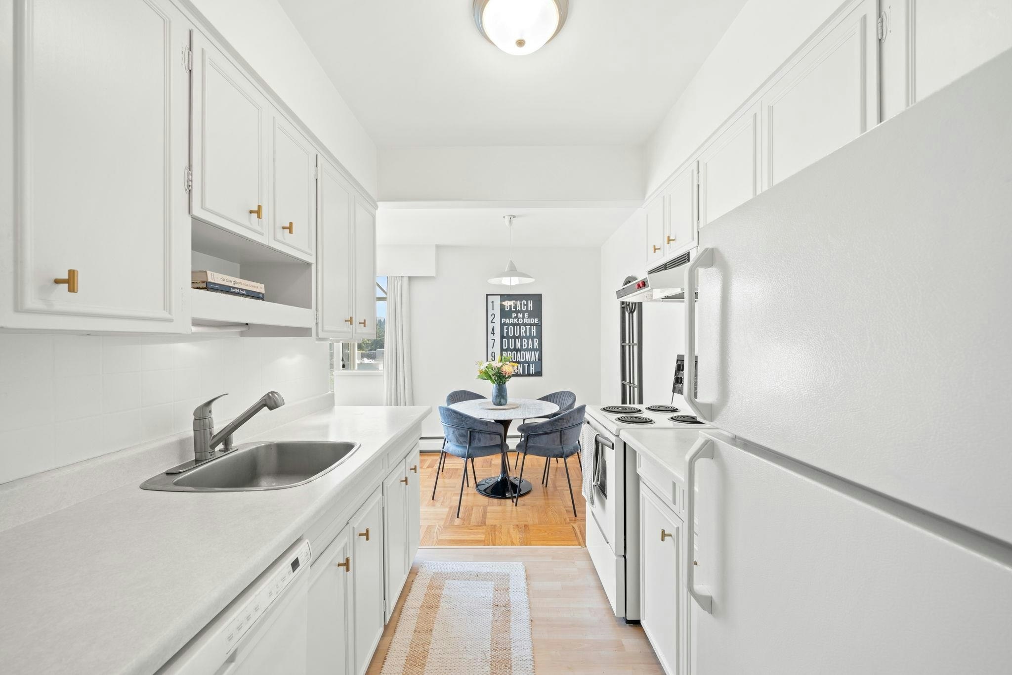 504-1750 Esquimalt Avenue, West Vancouver, BC, V7V 1R8 - 6