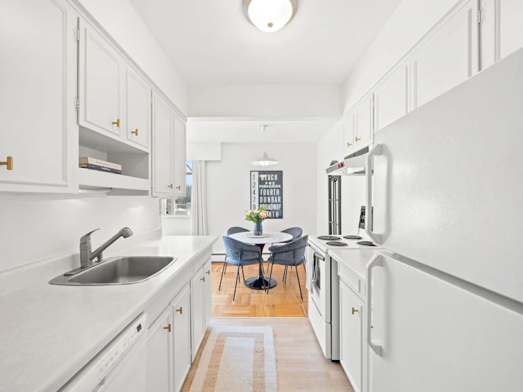 504-1750 Esquimalt Avenue, West Vancouver, BC, V7V 1R8 - 6